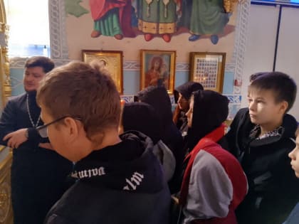 Казачата посетили храм в Крымске