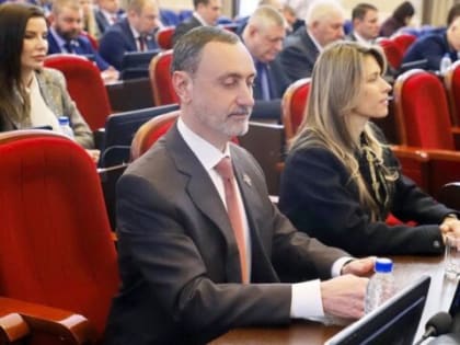 Депутат ЗСК Виктор Тепляков принял участие в очередной сессии краевого парламента