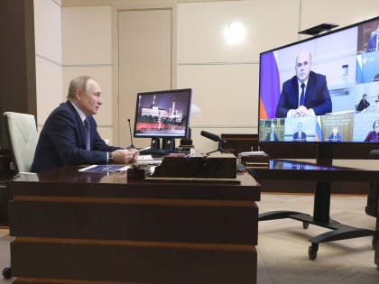 Президент России поручил проверить отечественный танкерный флот после ЧП в Керченском проливе