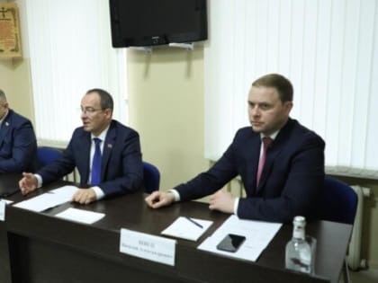 Юрий Бурлачко и Иван Демченко встретились с атаманами Анапского районного казачьего общества