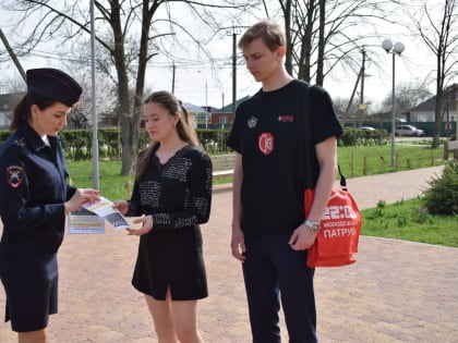 Юным пешеходам напомнили о правилах дорожного движения