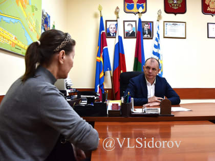 Глава города Владимир Сидоров встретился с жителями на личном приеме