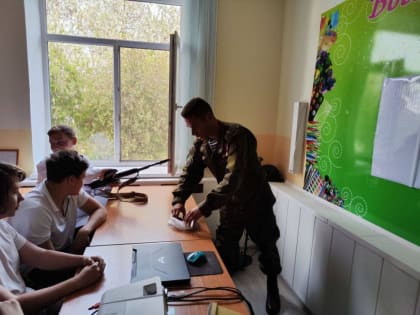Встреча молодежи с ветераном боевых действий в Темрюке