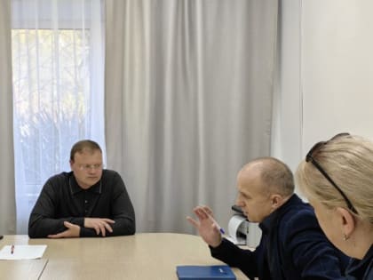 Ростислав Шубин провел прием граждан в микрорайонах Блиново и Веселое