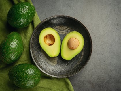 Снижает холестерин, борется с раковыми клетками, защищает от катаракты: на что еще способен авокадо