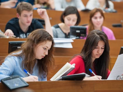 Глава Краснодара поздравил молодежь с Днем российского студенчества