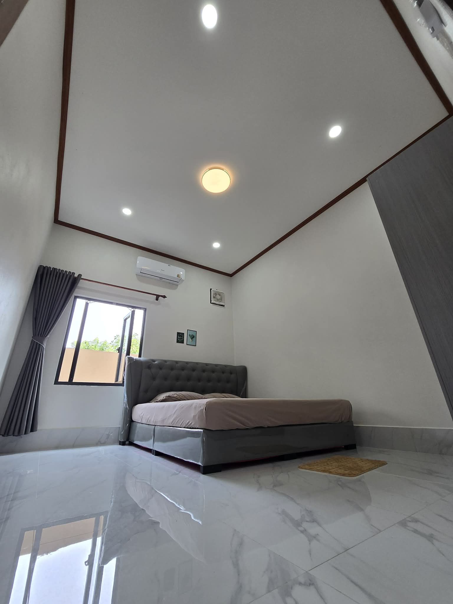 New Modern Apartment near Chinatown photo 8