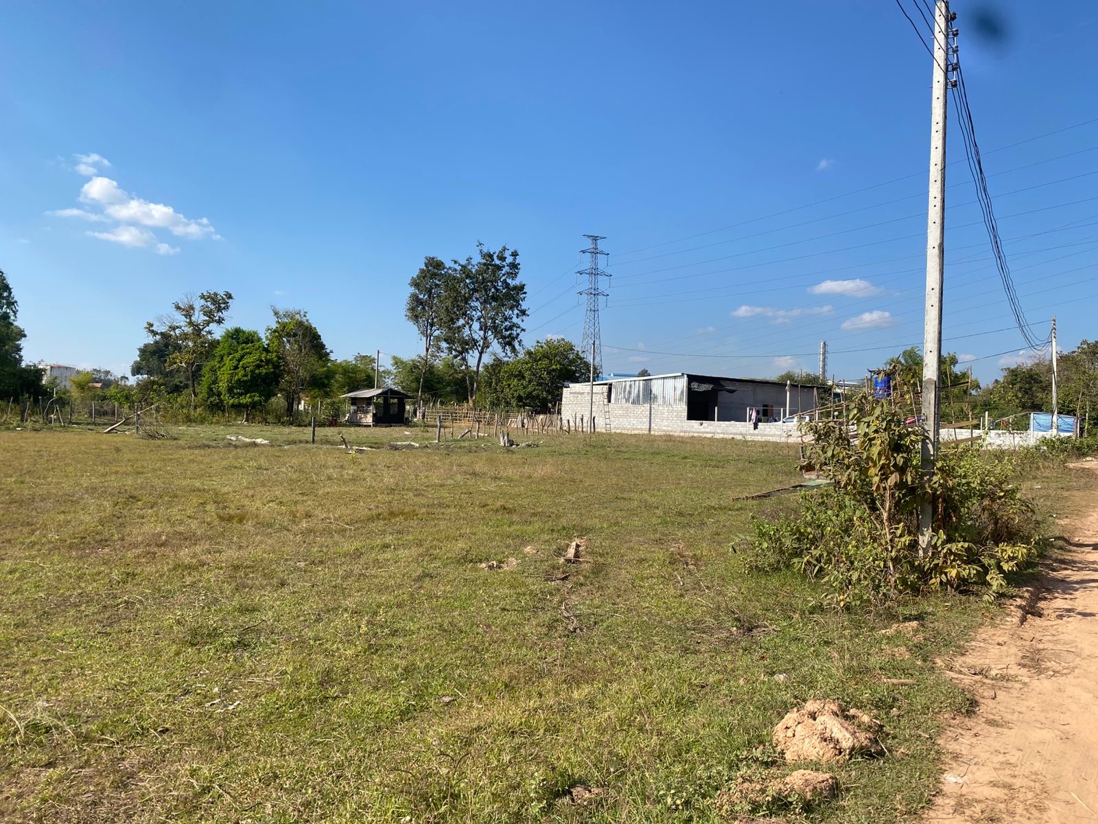 Beautiful land for building or farming photo 3