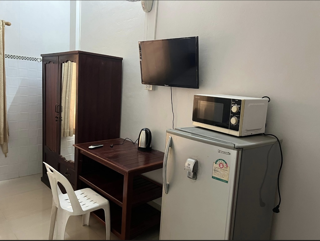 Studio Room near Vientiane Center and Parkson photo 5
