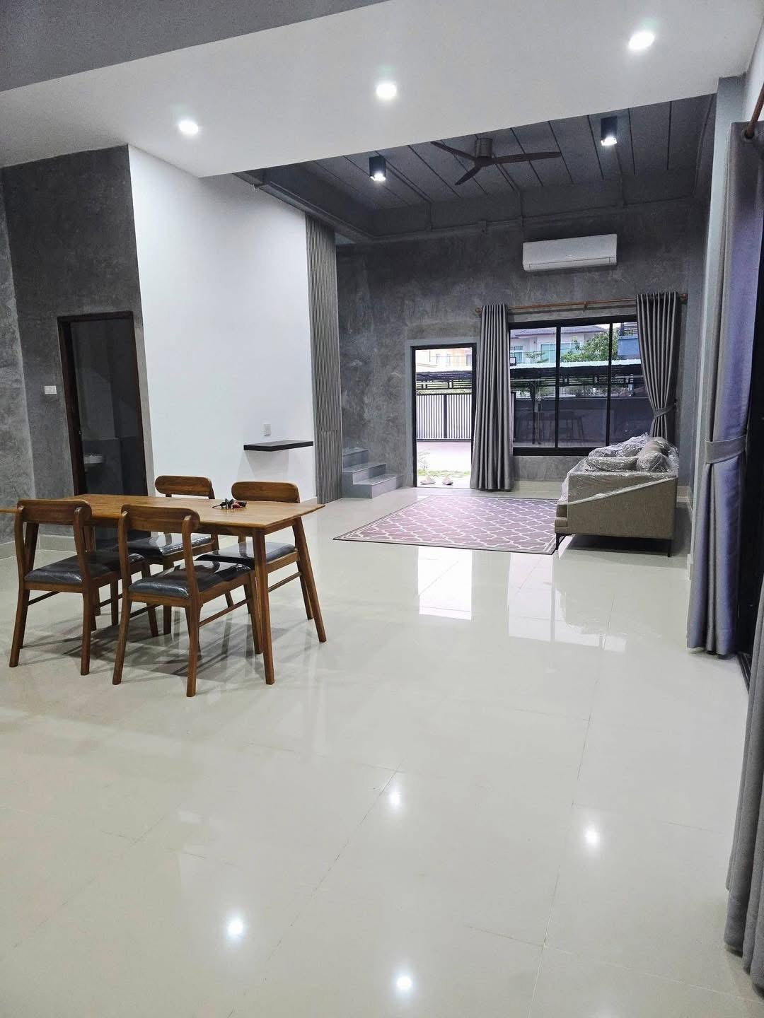 2 Bedroom Apartment in the City photo 10