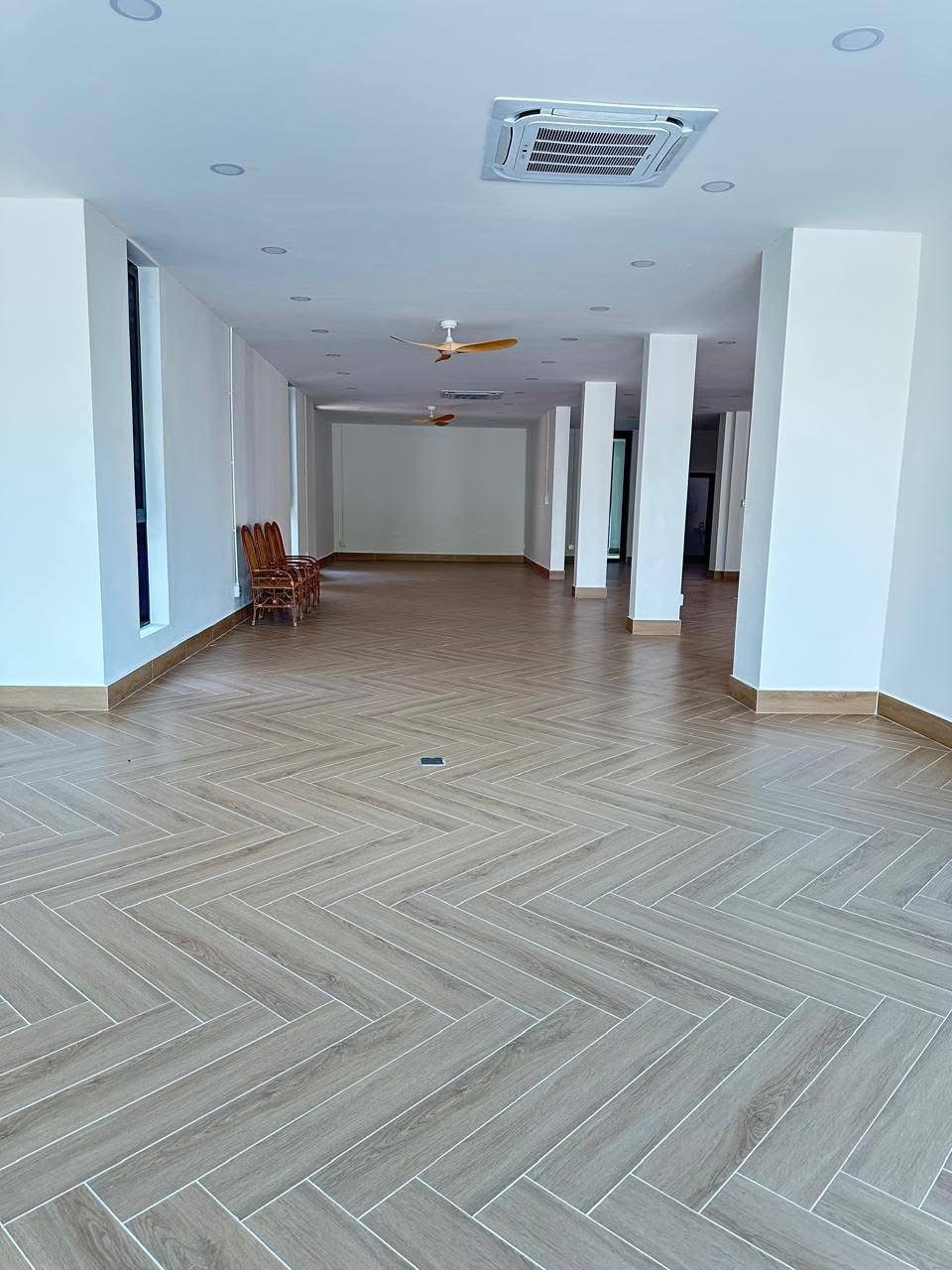 Big house for workplace photo 3