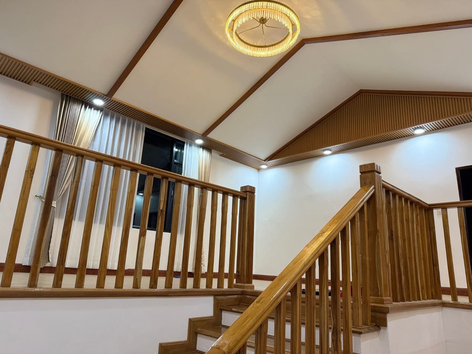 New house in city photo 5