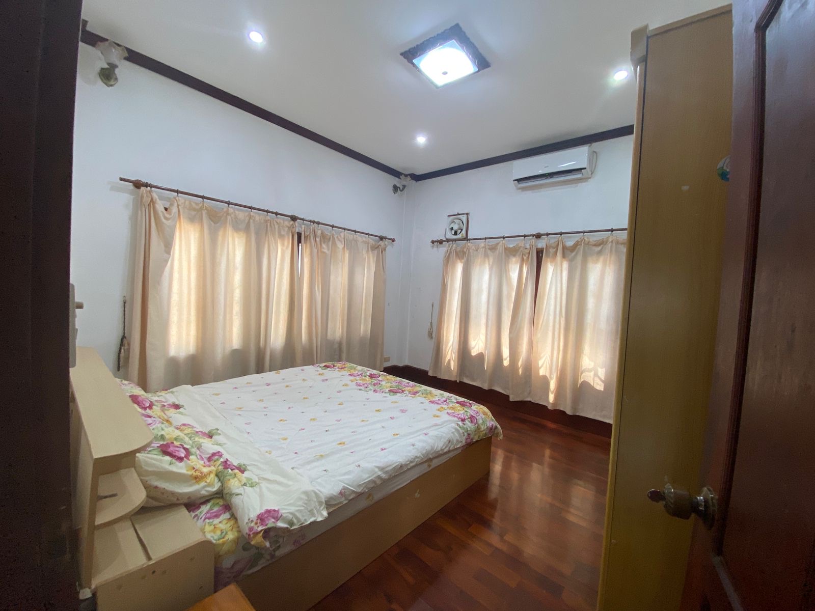 House for Rent photo 5