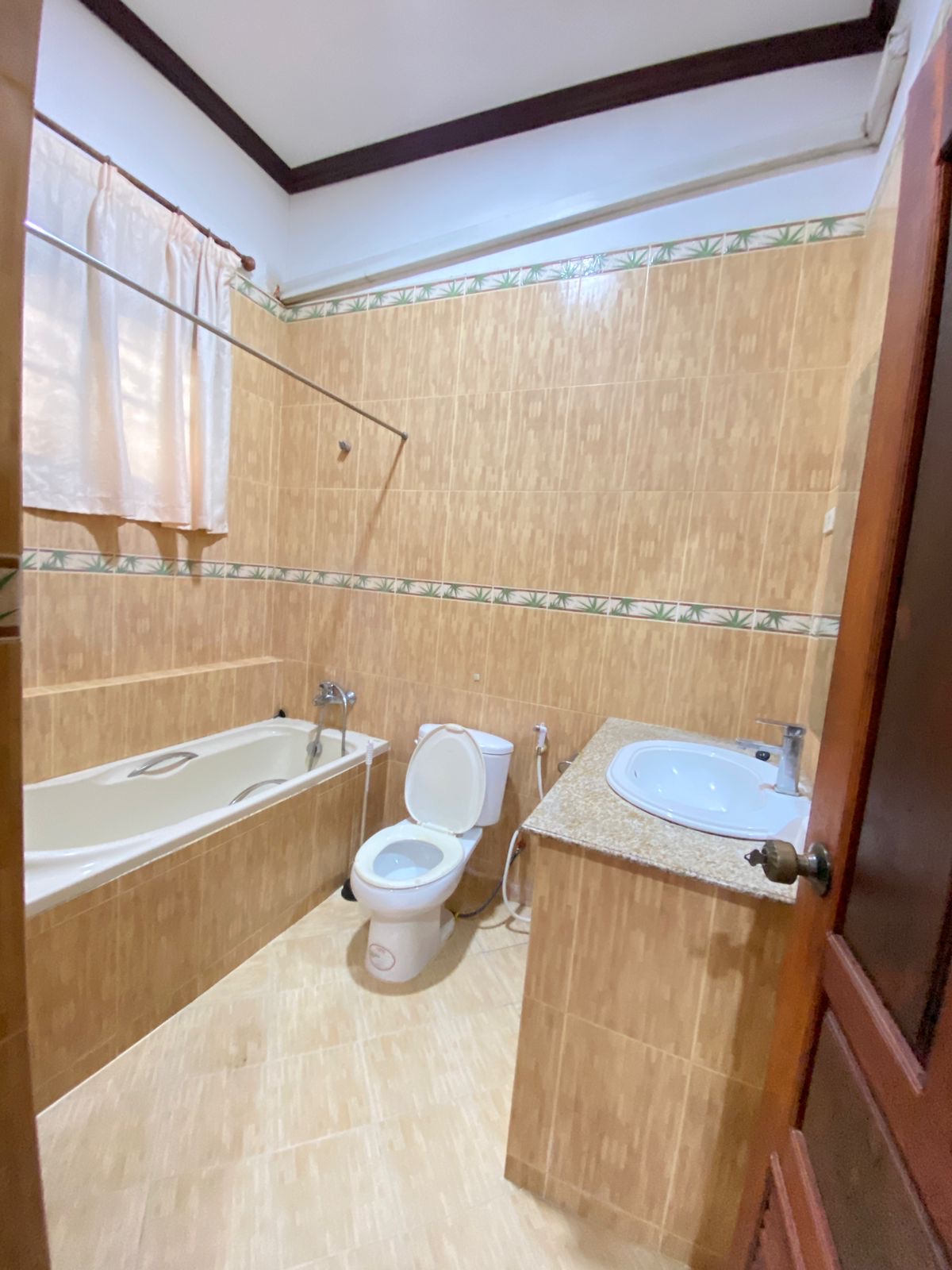 House for Rent photo 12