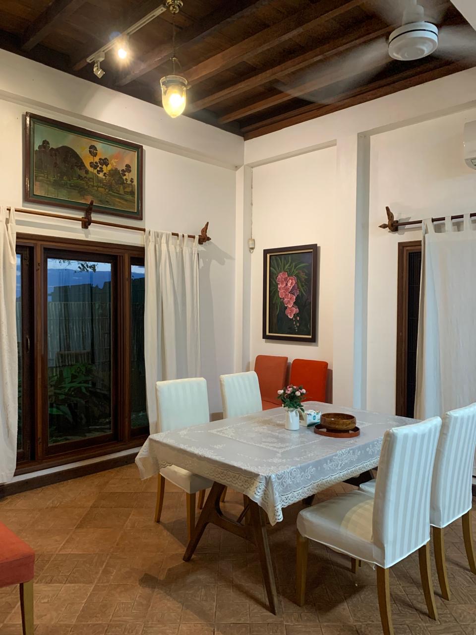 Beautiful House in city photo 7