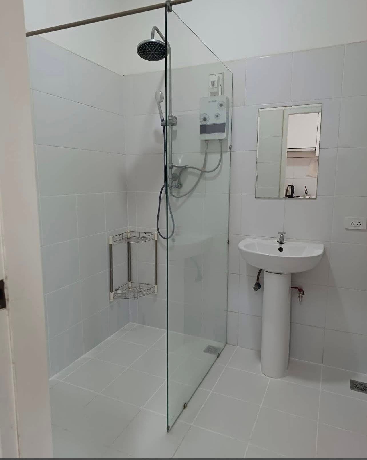1 Bedroom nearly pakson photo 3