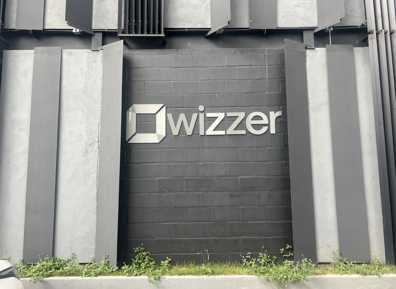 Wizzer Incorporadora e Construtora