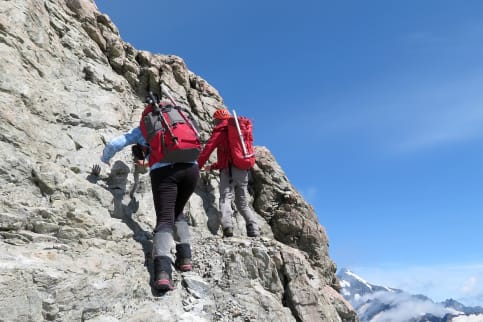 Introductory Mountaineering Course - Fitness & Experience - Climbing up a rock step above Ball Pass, Aoraki Mount Cook National Park
