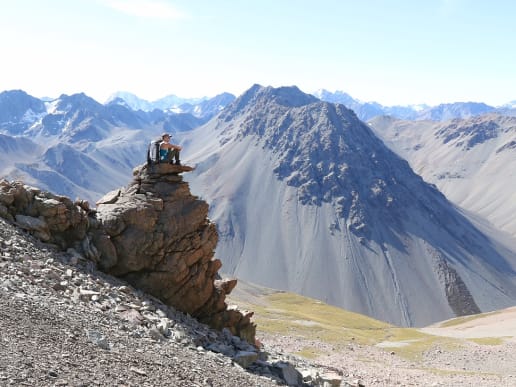 New Zealand Alpine Hikes, Trekking & Snowshoeing - New Zealand Alpine Treks & Hikes - Tekapo Hut to Hut Trek - Tekapo Hut to Hut Trek - views of the Southern Alps - Tekapo Hut to Hut Trek - views of the Southern Alps 3