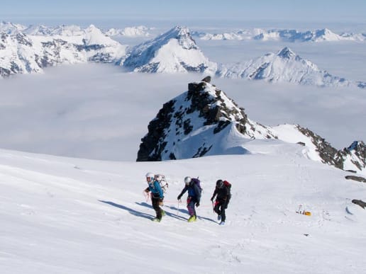 New Zealand Alpine Climbing, Mountaineering Instruction & Guided Ascents - Guided Alpine Ascents in New Zealand - Mount Aspiring - Mount Aspiring - above the Ramp - Mount Aspiring - above the Ramp 3