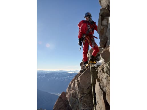 New Zealand Alpine Climbing, Mountaineering Instruction & Guided Ascents - Guided Alpine Ascents in New Zealand - Aoraki Mount Cook - Aoraki Mount Cook - summit rocks (photo: B. Jackson) - Aoraki Mount Cook - summit rocks (photo: B. Jackson) 4