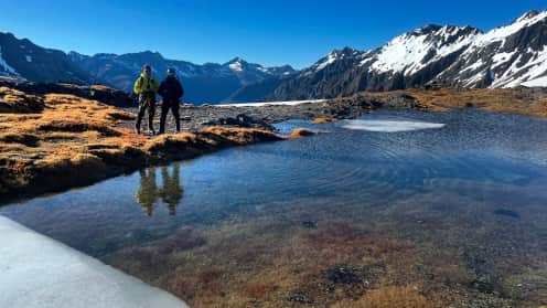  Pushing Limits and Finding Joy in the New Zealand Alps | Test Your Limits 2024 - New Zealand expedition - Participants of the Test Your Limits 2024 New Zealand expedition on Brodrick Pass 1