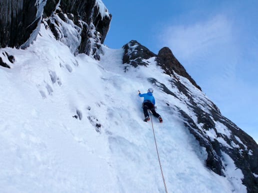 New Zealand Alpine Climbing, Mountaineering Instruction & Guided Ascents - Mountaineering Skills & Alpine Climbing Courses - Waterfall Ice Climbing Course - Waterfall Ice Climbing - Ailsa Stream - Waterfall Ice Climbing - Ailsa Stream 2