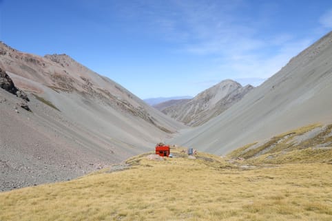 Venue: O'Leary's Hut (summer) - O'Leary's Hut, Glenmore Station, Cass Valley, Lake Tekapo - summer conditions