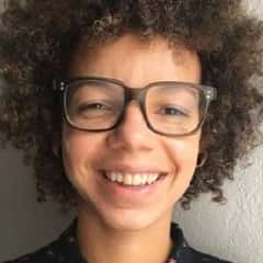 Cris De Oliveira
