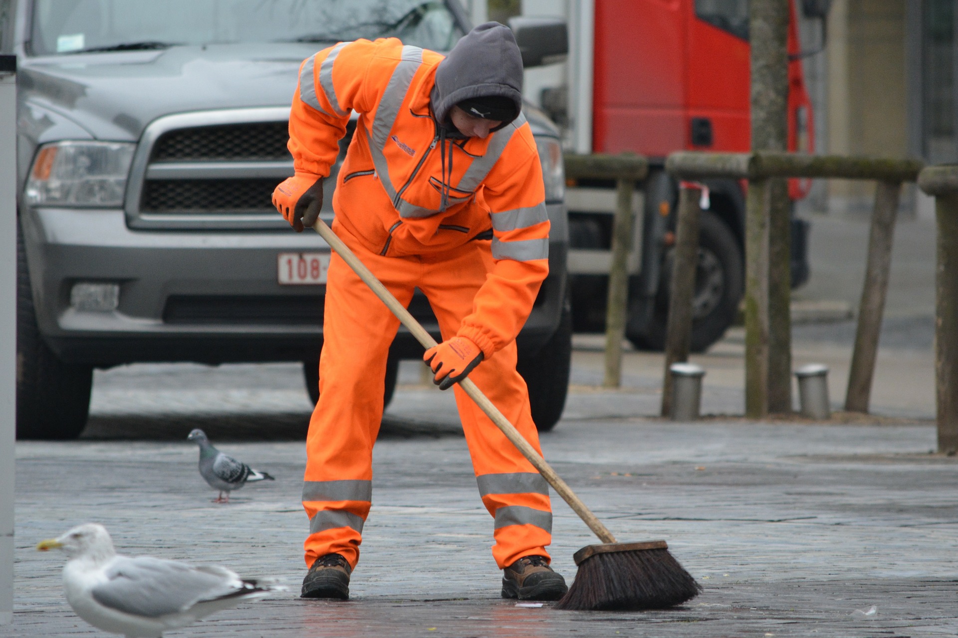 post construction cleaning service for commercial buildings industrial office colleges libraries apartment