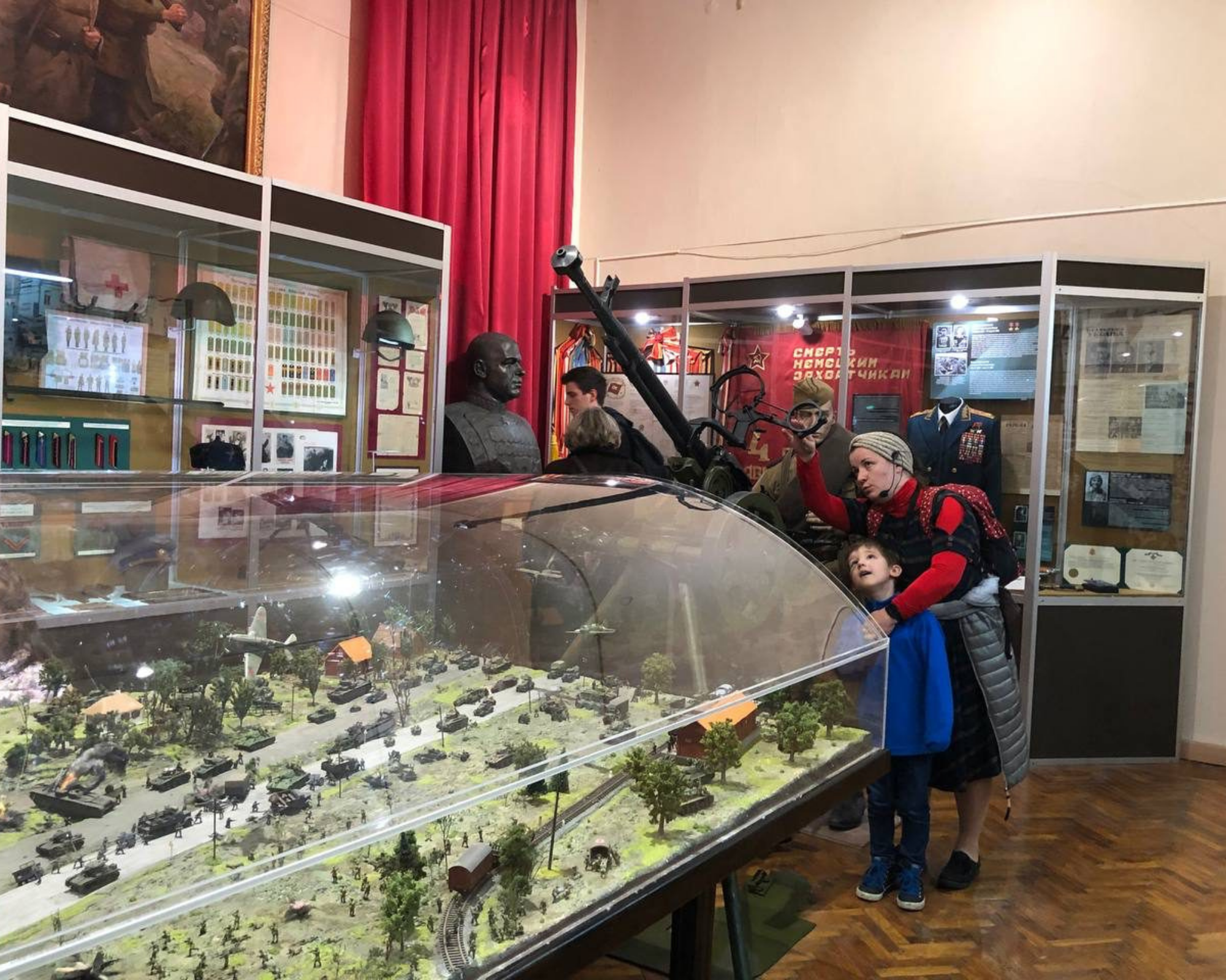 Києвознавці