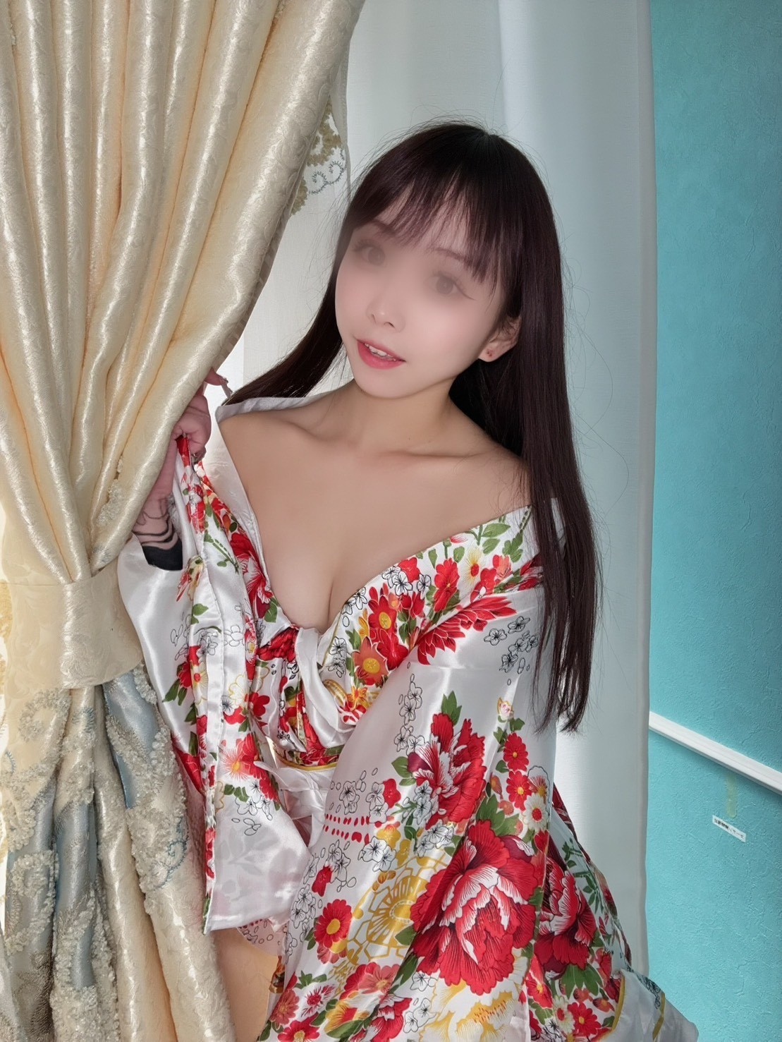 瑠璃 · 新加坡女生资料