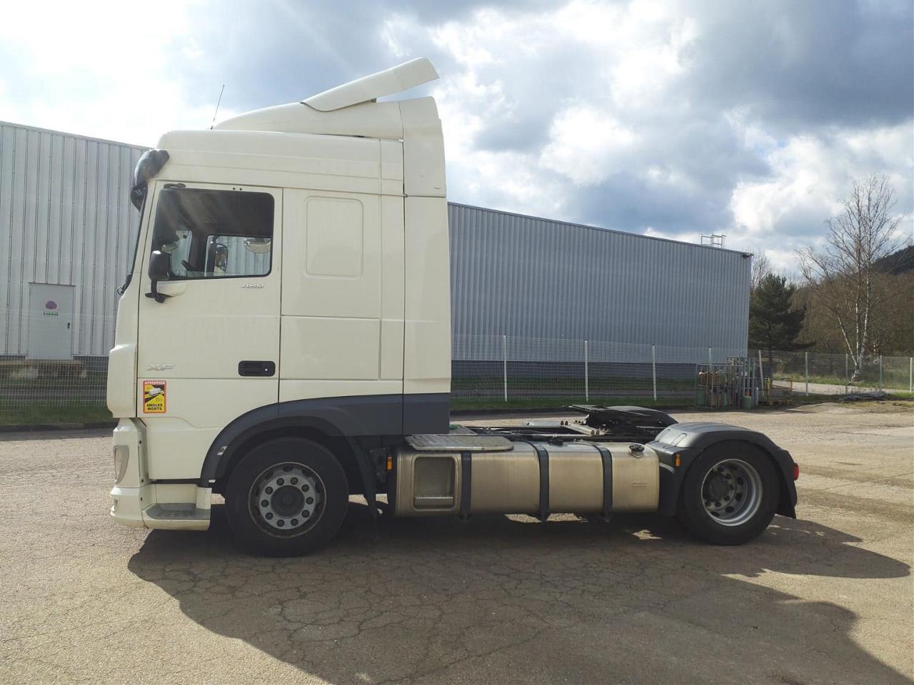 DAF XF 480 FT 4X2 LOW DECK null