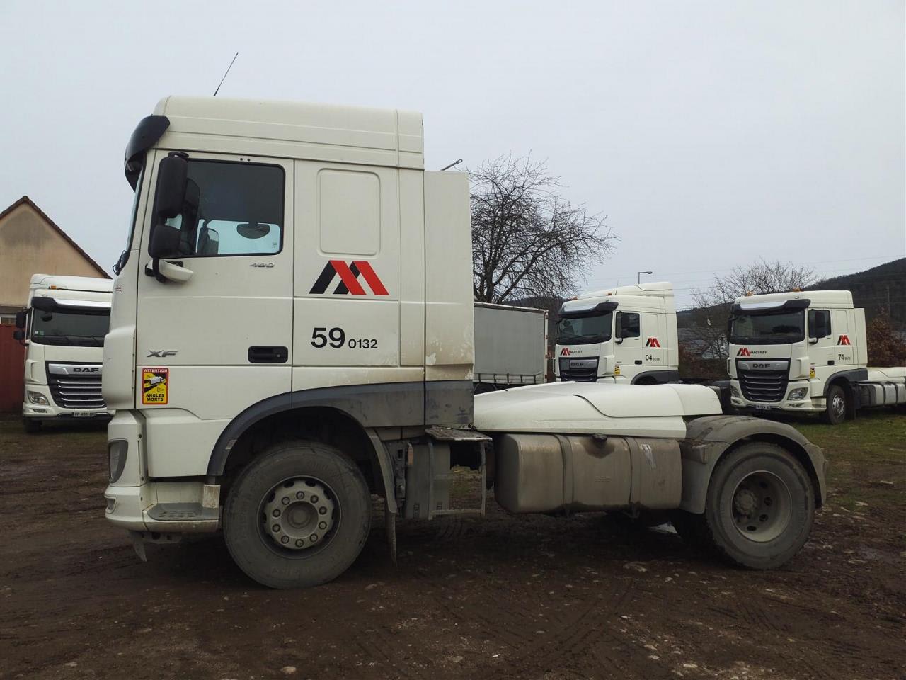 DAF XF 530 FT 4X2 LOW DECK null