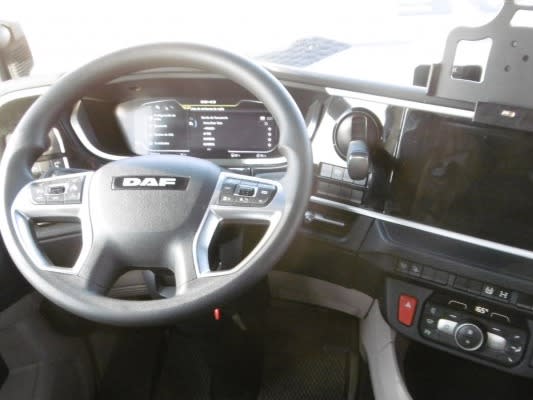 DAF XF 156 CF 4X2 null