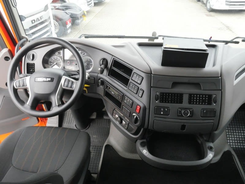 DAF XF 480 FT 4X2 LOW DECK null