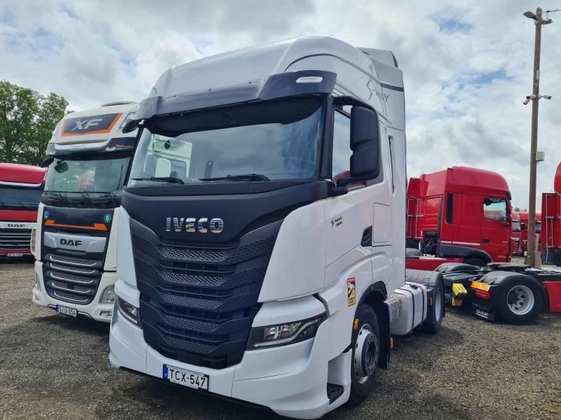 DAF XF 450 FT 4X2 LOW DECK null