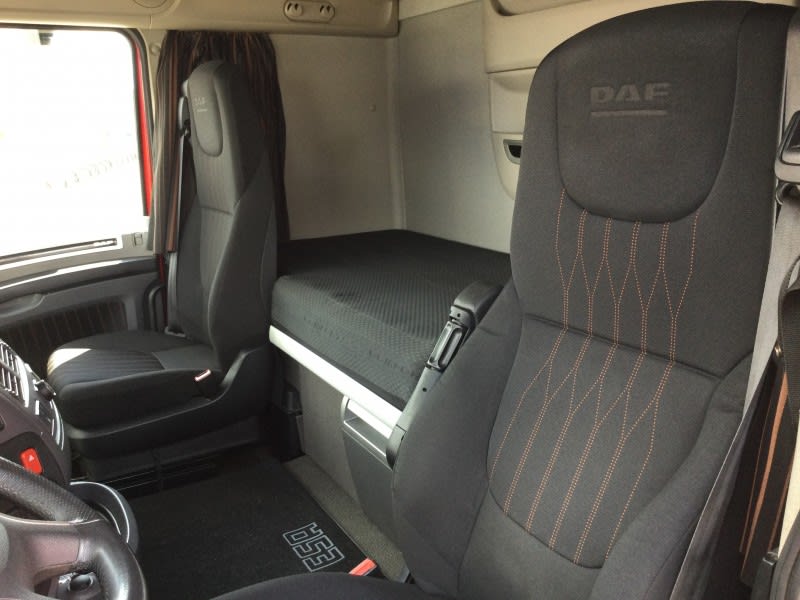 DAF XF 480 FT 4X2 LOW DECK null