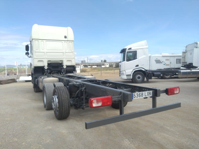 DAF XF 480 FAR 6X2 R null