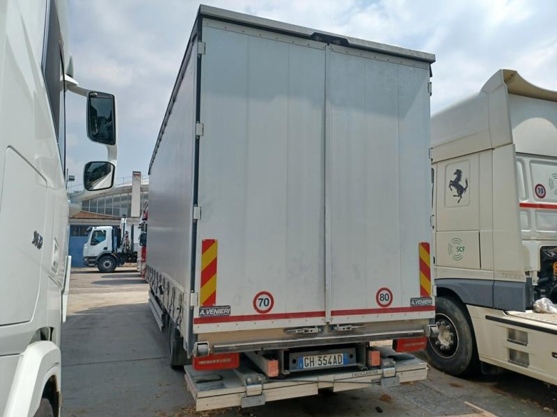 DAF LF 260 FA 4X2 null