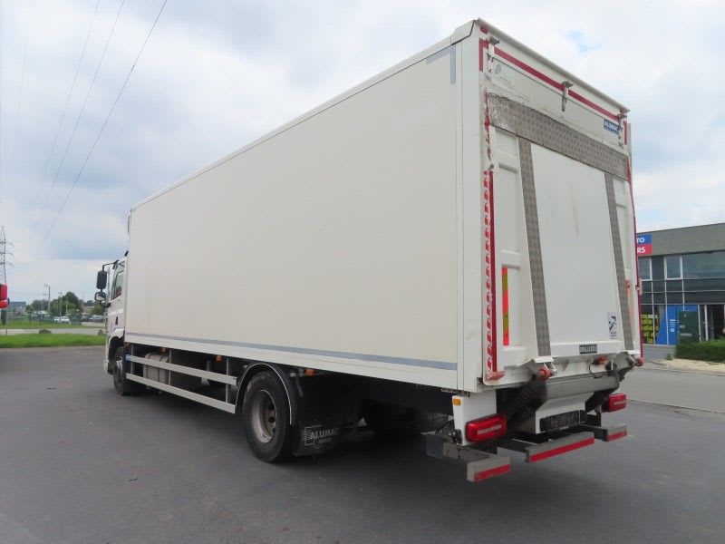 DAF CF 320 FA 4X2 null