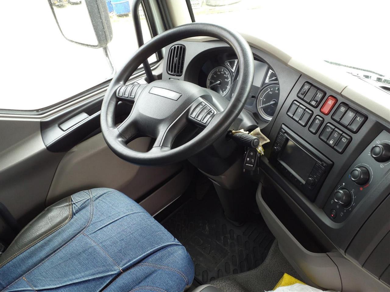 DAF LF 260 FA 4X2 null