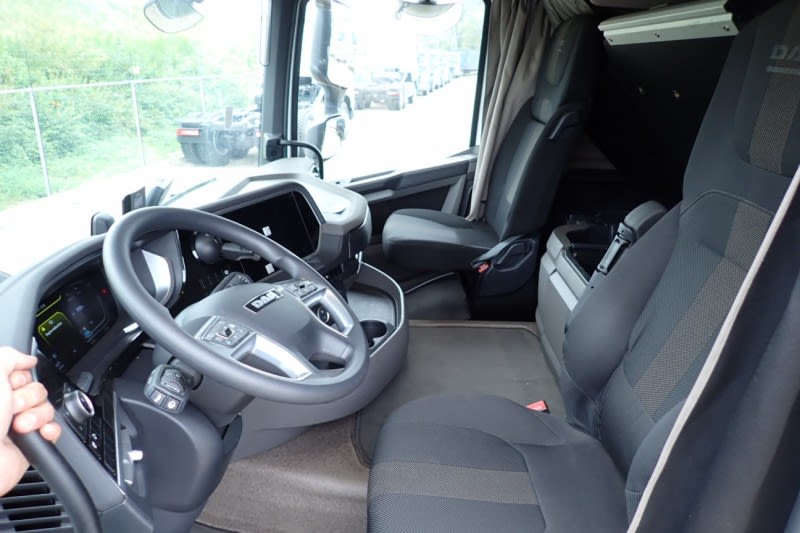 DAF XFn 480 FT 4X2 LOW DECK null