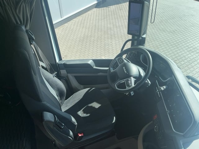 DAF XG 480 FT 4X2 LOW DECK null