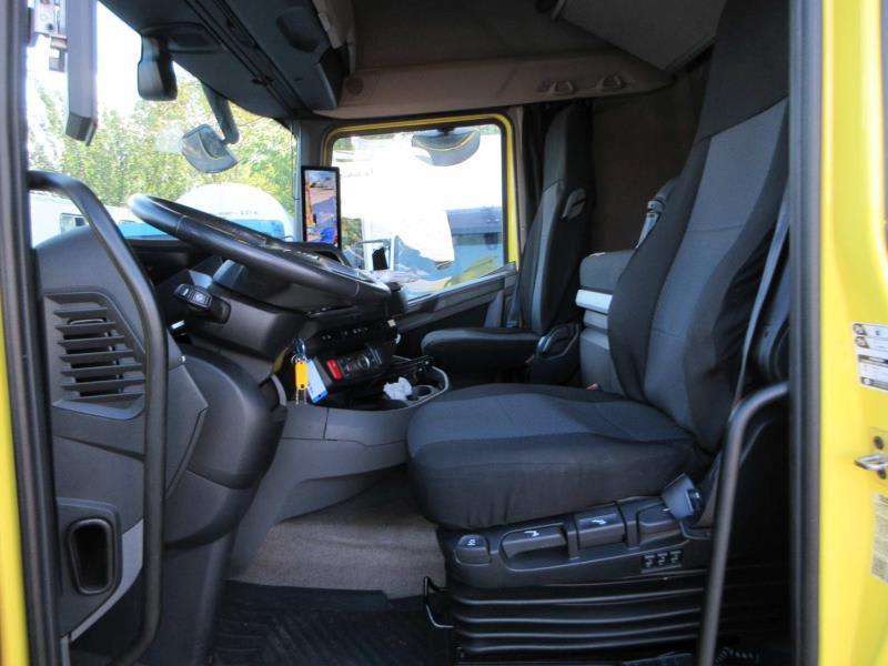 DAF XFn 480 FT 4X2 LOW DECK null