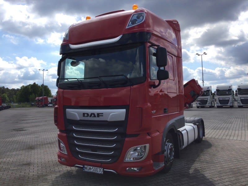 DAF XF 480 FT 4X2 LOW DECK Fotos próximamente