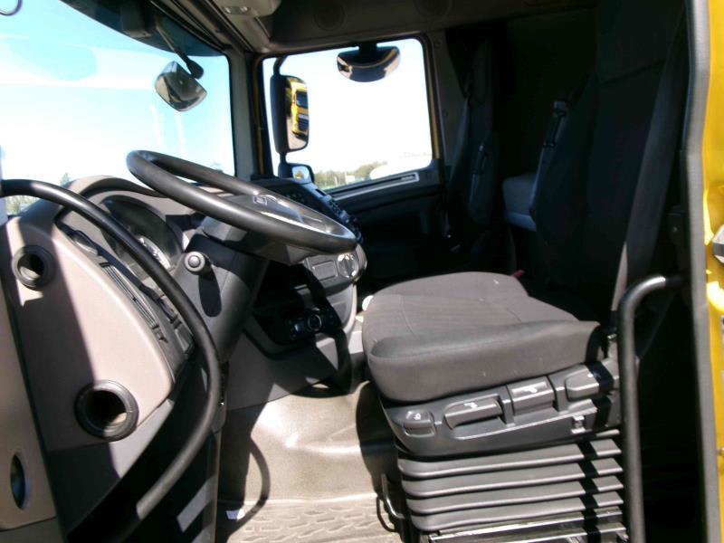 DAF XF 480 FT 4X2 LOW DECK null