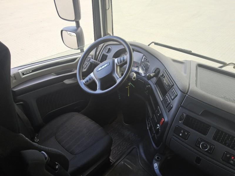 DAF XF 480 FAR 6X2 R null