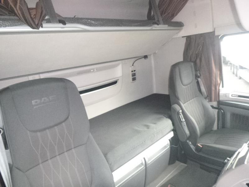 DAF XF 480 FTP 6X2 P null