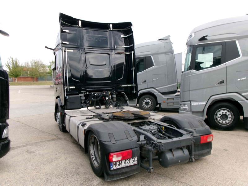 DAF XFn 480 FT 4X2 LOW DECK null